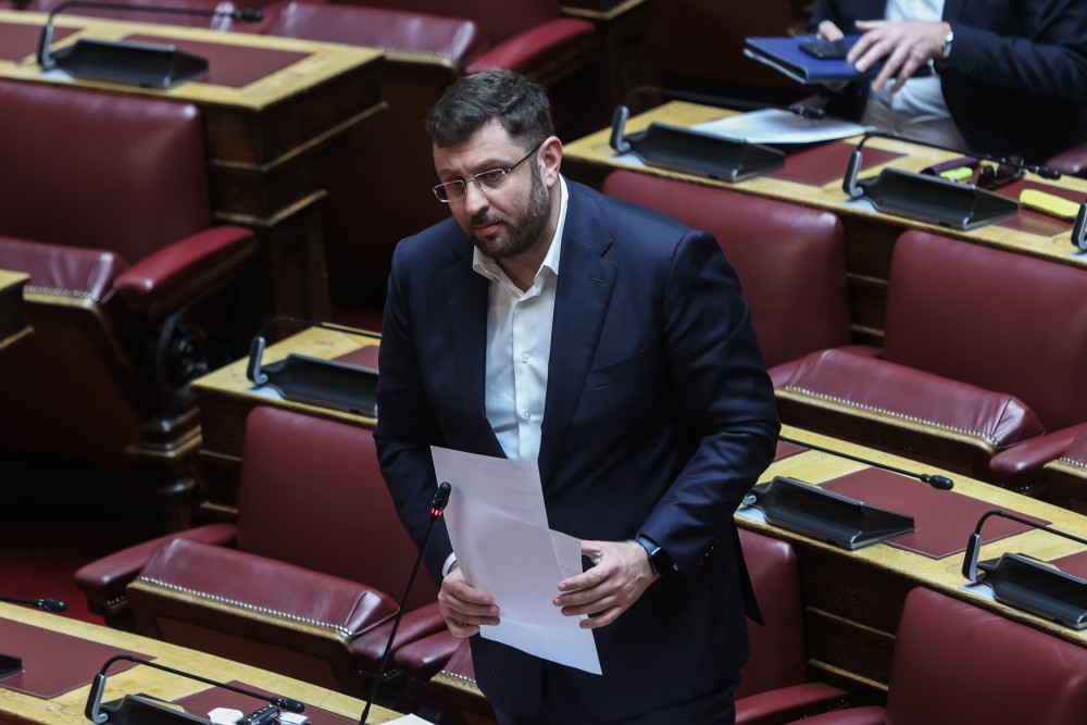 Ο Ζαχαριάδης θέτει τον πήχη των ευρωεκλογών στο 17,8%, κατακεραυνώνει ΠΑΣΟΚ και ΚΚΕ