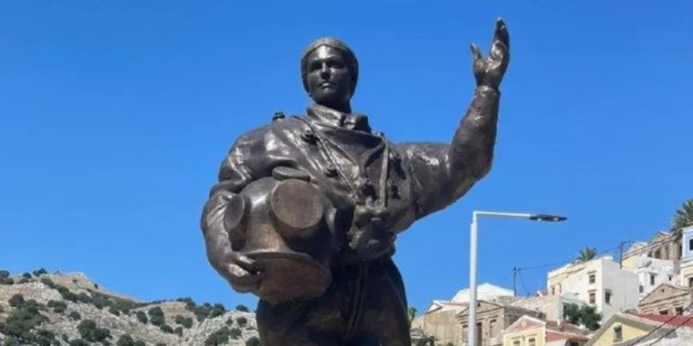 Σύμη: Άγαλμα για την πρώτη γυναίκα δύτρια θα στηθεί στο λιμάνι του νησιού