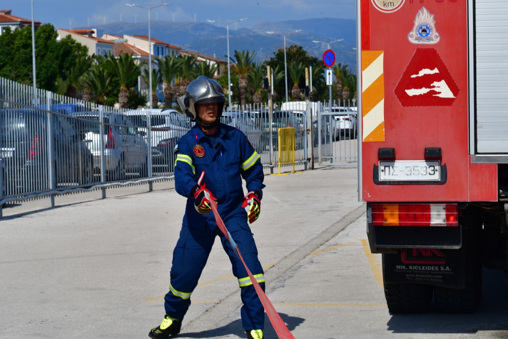 Φωτιά σε αποθήκη στο Βοτανικό - «Ήχησε» το 112 για πυκνούς καπνούς