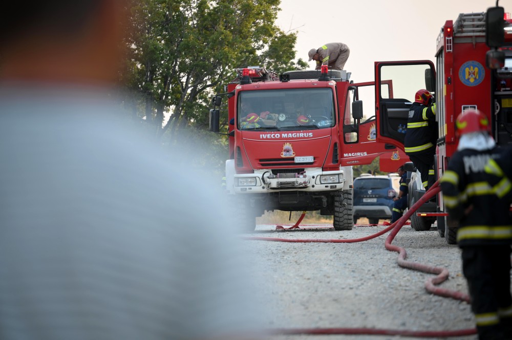 Φωτιές: μάχη με τις αναζωπυρώσεις σε Έβρο και Ροδόπη - Διάσπαρτες εστίες στην Πάρνηθα