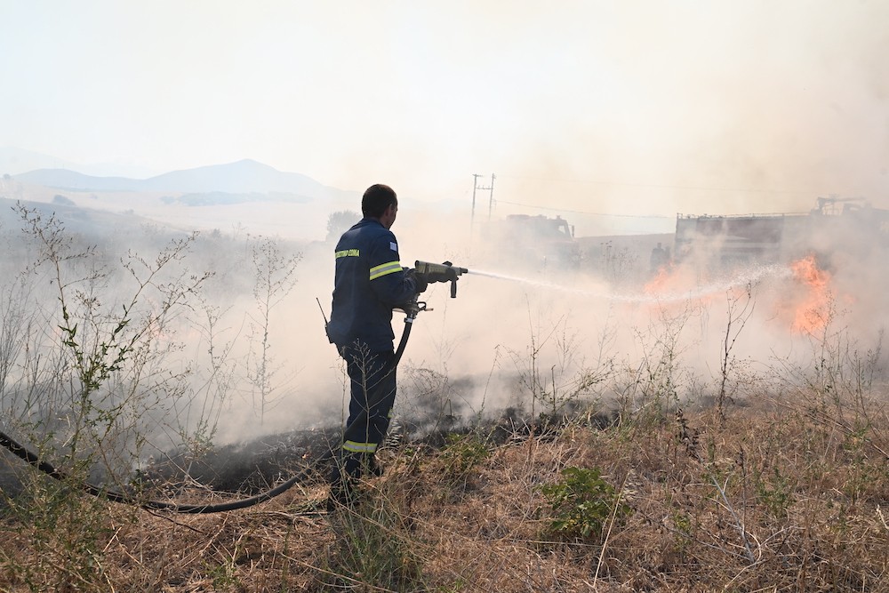 Φωτιά στην Αγία Ειρήνη Κεφαλονιάς: ενισχύονται οι δυνάμεις της Πυροσβεστικής