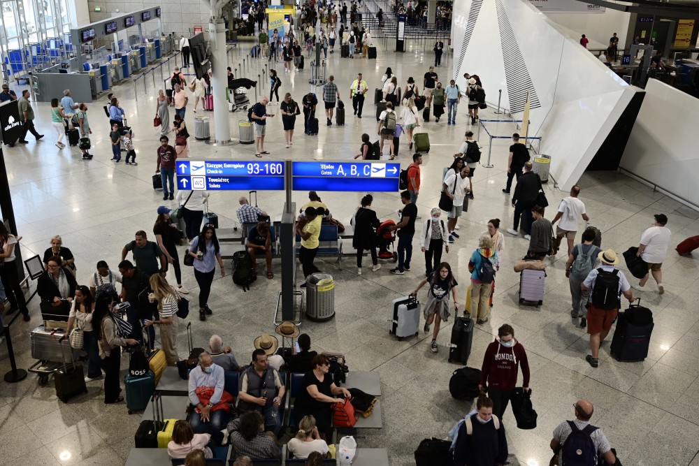 Αεροδρόμια: πάνω από 50 εκατ. επιβάτες στο οκτάμηνο του 2023