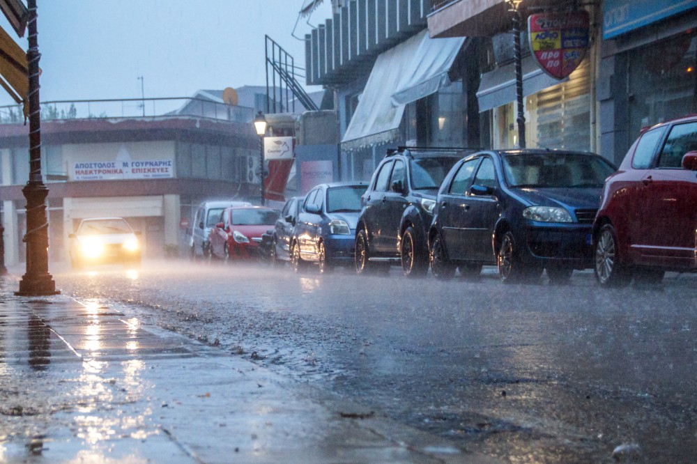 Επιδείνωση καιρού: σε ποιες περιοχές θα σημειωθούν ισχυρές βροχές και καταιγίδες