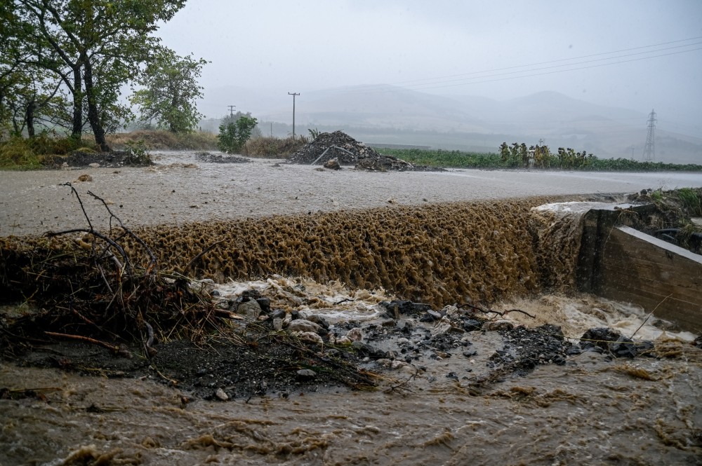 Κακοκαιρία: ισχυρές βροχές και καταιγίδες έως την Πέμπτη - Επιδείνωση από αύριο