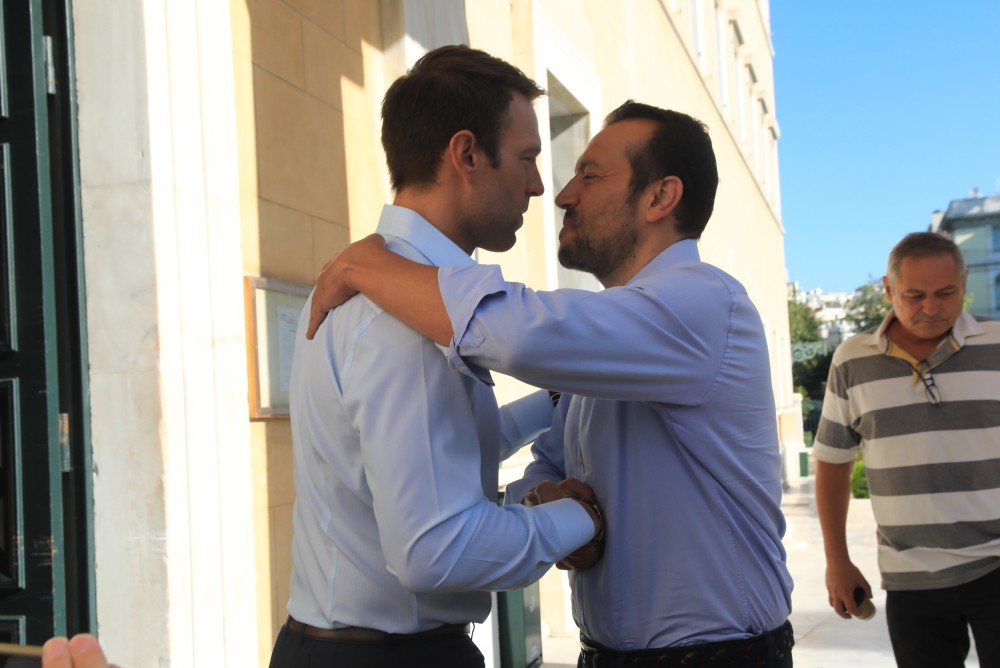 Νίκος Παππάς: «Υπάρχουν βουλευτές του ΣΥΡΙΖΑ που διαφωνούν με τον γάμο των ομόφυλων ζευγαριών»