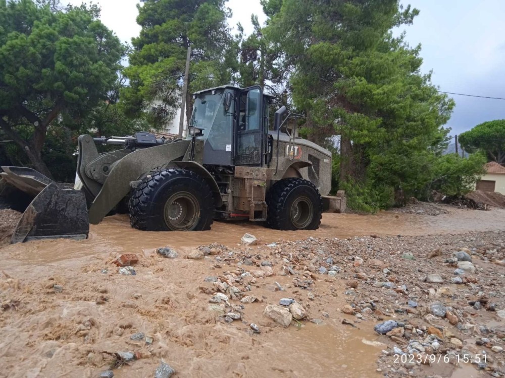 Κακοκαιρία: ενισχύεται η συνδρομή του στρατού στη Θεσσαλία