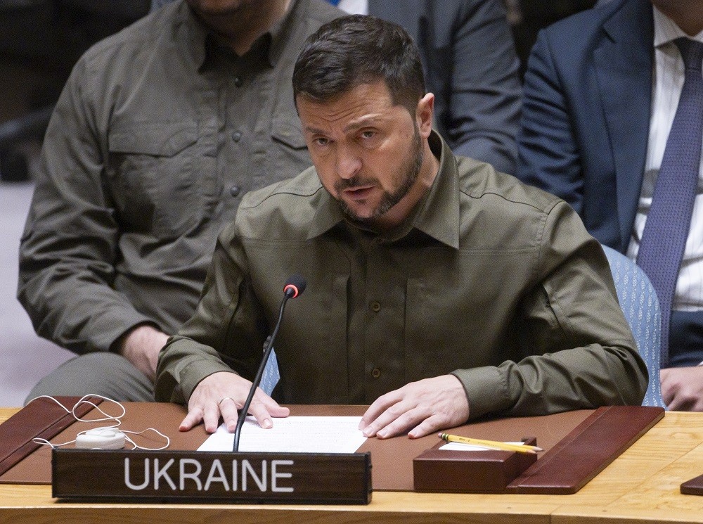 Ζελένσκι στον ΟΗΕ: κατήγγειλε τη ρωσική «εγκληματική επιθετικότητα» σε μία τεταμένη συνεδρίαση του ΣΑ