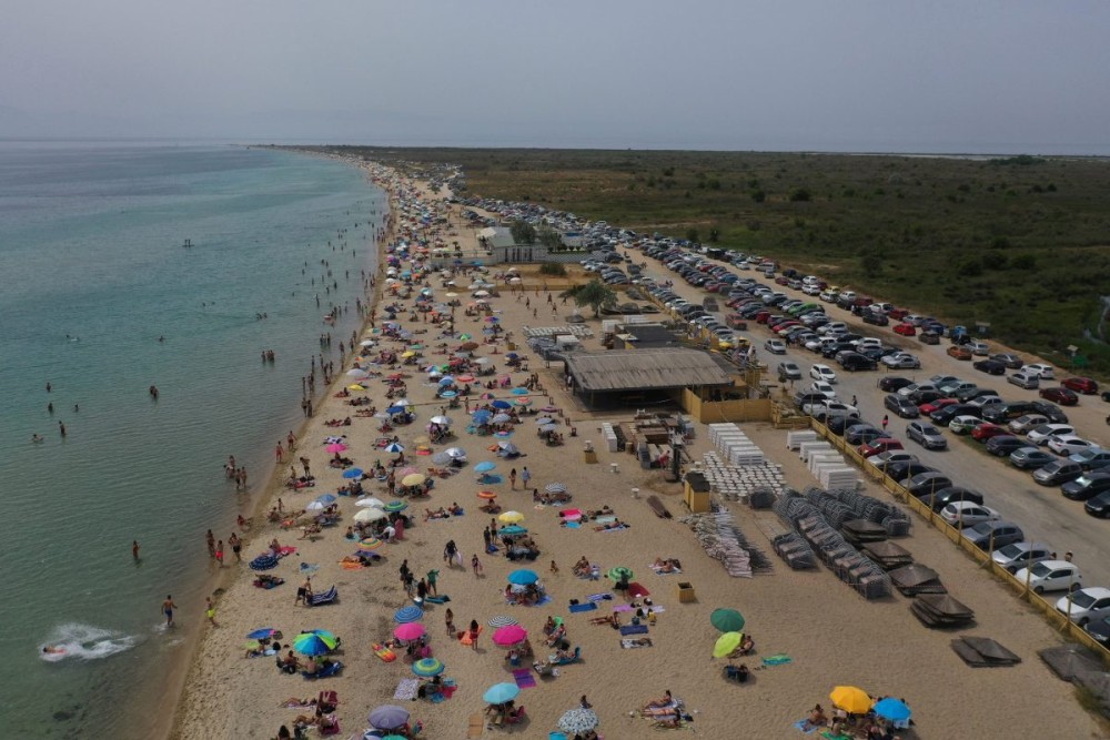 Θετικά σχόλια από διεθνή ΜΜΕ για την επιστροφή στις ελληνικές παραλίες