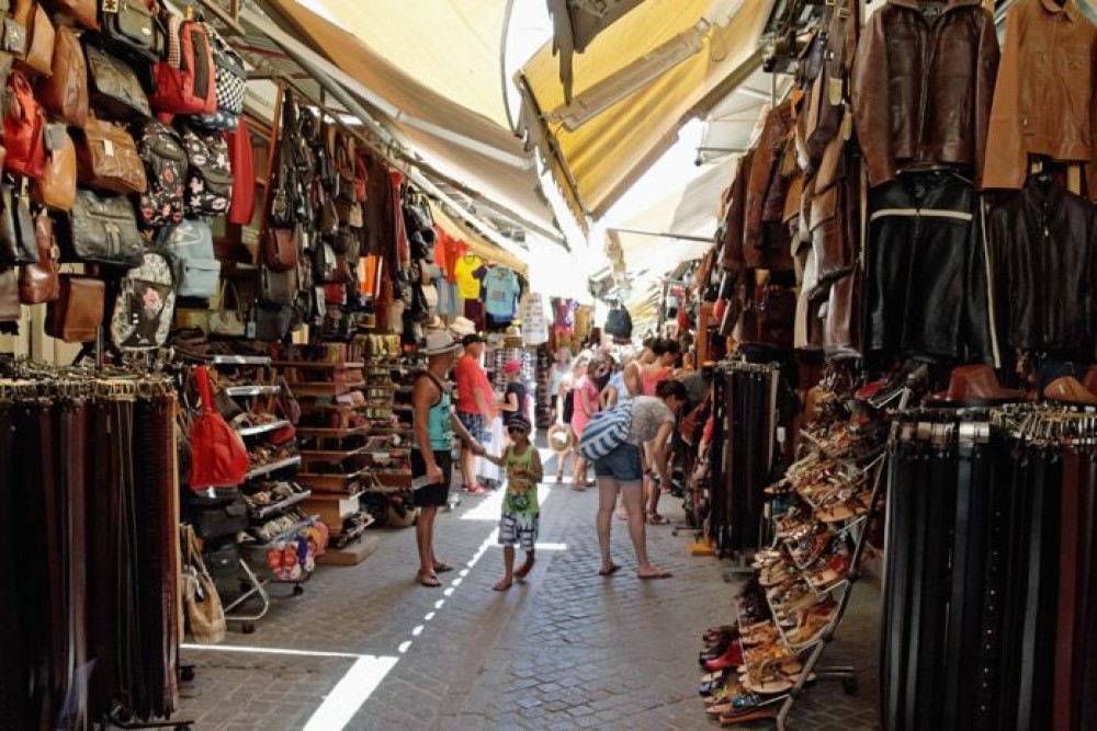 Εμπορικός Σύλλογος Αθηνών: Να ενταχθούν στα μέτρα και εμπορικές επιχειρήσεις τουριστικού ενδιαφέροντος