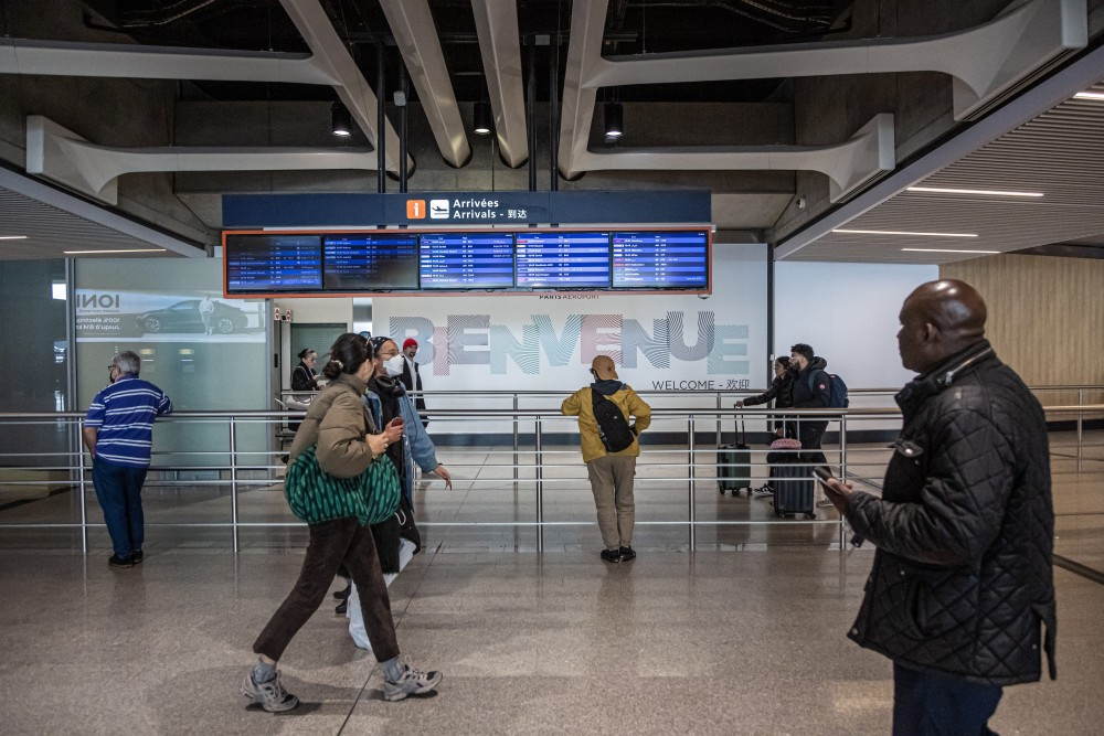 Γαλλία: εκκενώνονται έξι αεροδρόμια λόγω απειλών για βόμβα