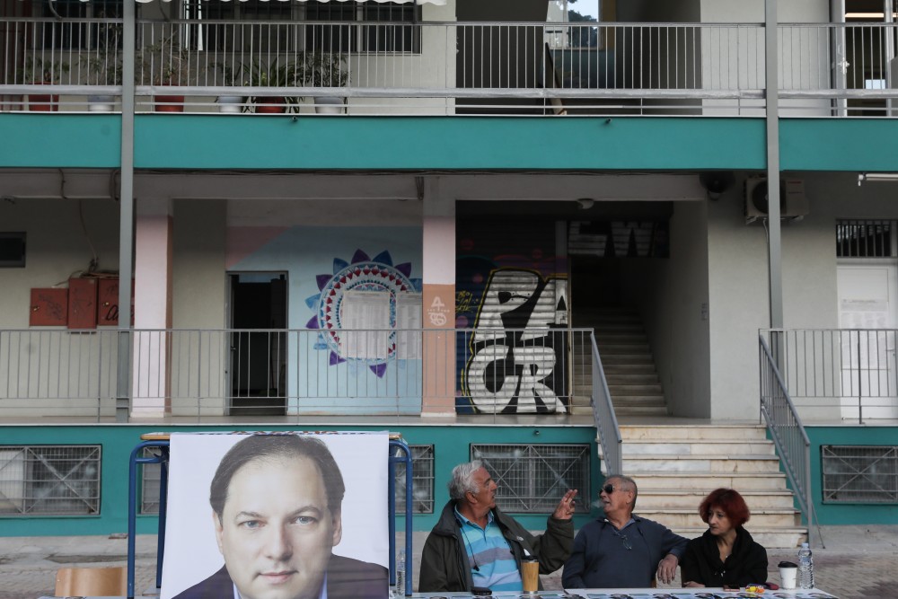 Αυτοδιοικητικές εκλογές: ένταση με τον υποψήφιο δήμαρχο Βύρωνα, Αλέξη Σωτηρόπουλο