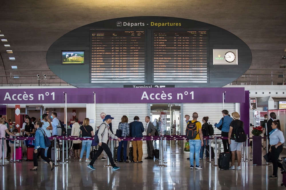 Γαλλία: δέκα τα αεροδρόμια που εκκενώθηκαν λόγω συναγερμού για επιθέσεις