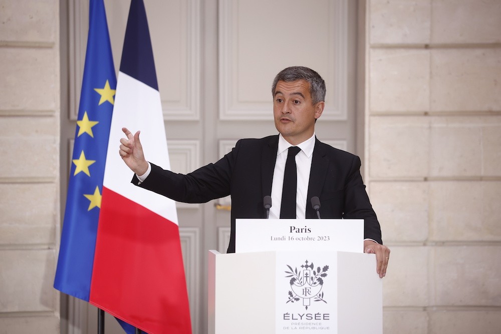 Γαλλία: πυρά υπουργού Εσωτερικών κατά των ευρωπαϊκών θεσμών - «Να πολεμήσουμε τον περιρρέοντα τζιχαντισμό»