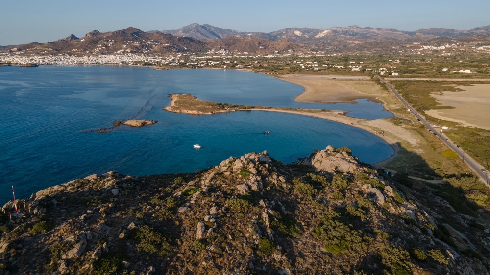 Laguna Coast: το ελληνικό πρότυπο βιώσιμου τουρισμού μας ταξιδεύει στον χρόνο και στον μύθο