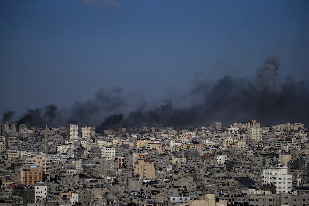 Ισραήλ: 6.000 βόμβες και 4.000 τόνοι εκρηκτικά στη Λωρίδα της Γάζας από το Σάββατο