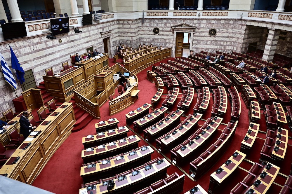 Βουλή: εγκρίθηκε το νομοσχέδιο του υπουργείου Υγείας κατά πλειοψηφία