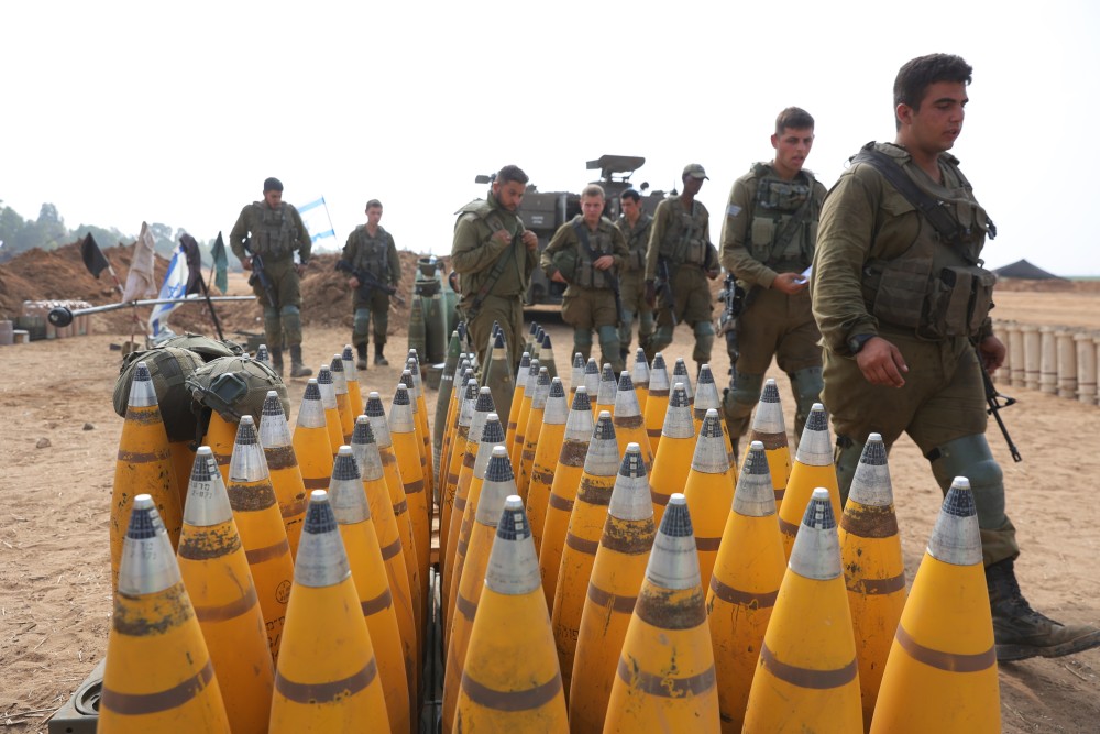 Το Ισραήλ ξεκίνησε να βομβαρδίζει ακατάπαυστα σε όλη τη Λωρίδα της Γάζας