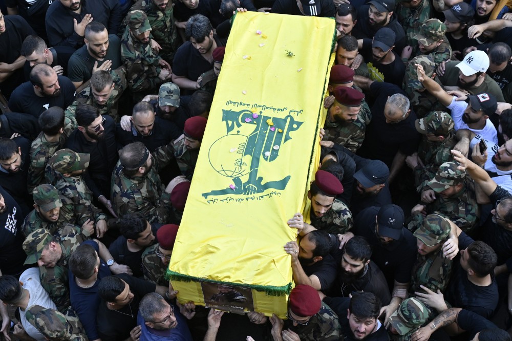 Υπουργός Άμυνας Ισραήλ: «Η Χεζμπολάχ σέρνει τον Λίβανο σε πόλεμο. Η Βηρυτός θα έχει την τύχη της Γάζας»