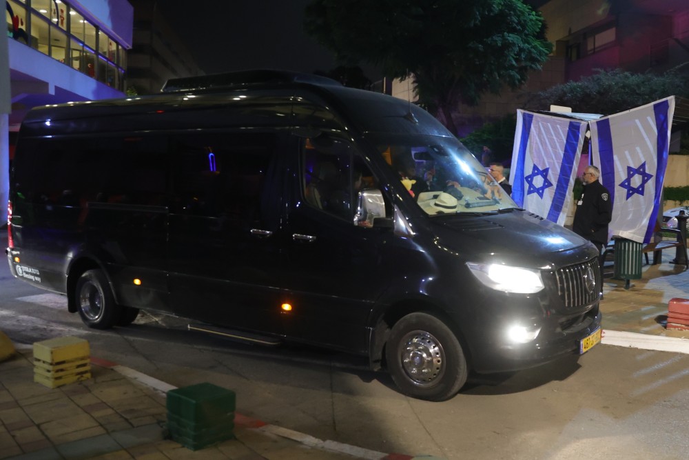 Kατάλογο με τους ομήρους που θα αφεθούν ελεύθεροι σήμερα παρέλαβε το Ισραήλ