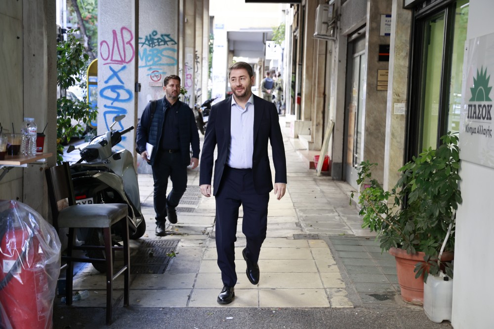 Επεσε ο ΣΥΡΙΖΑ και νομίζει ότι ανέβηκε ο Ανδρουλάκης: Επόμενος στόχος του ο Μητσοτάκης
