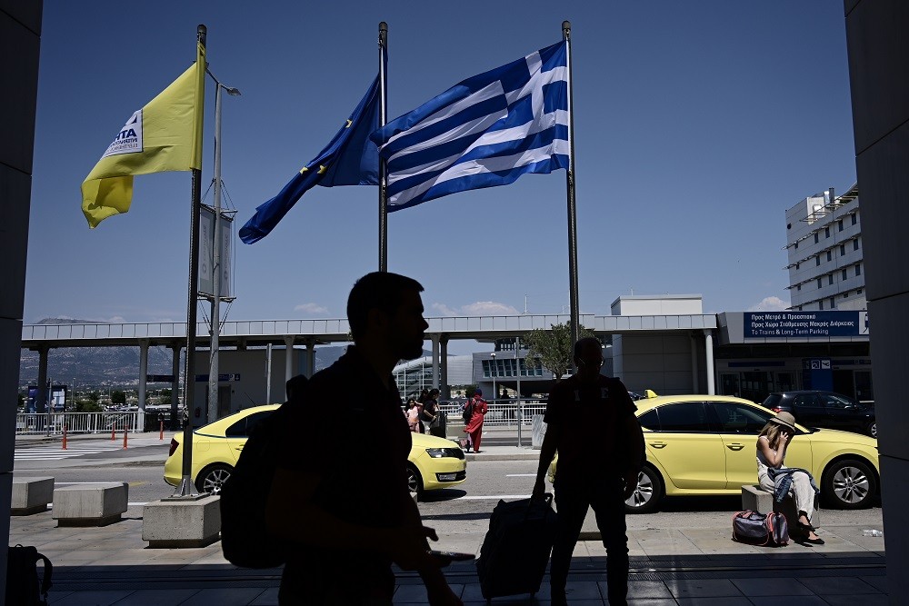 Στα ύψη η επιβατική κίνηση στα ελληνικά αεροδρόμια το δεκάμηνο του 2023