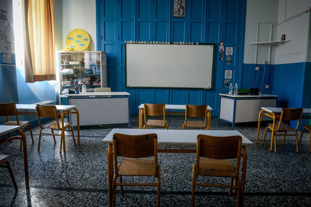 Μαζικά απειλητικά email για βόμβες σε σχολεία της Αττικής «από χώρα του εξωτερικού»