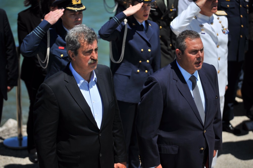 Ο Πολάκης υπερασπίζεται τη συγκυβέρνηση ΣΥΡΙΖΑ - ΑΝΕΛ