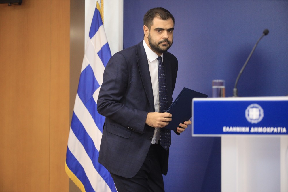 Ο Μαρινάκης για τον ρόλο του εκπροσώπου, τη γνωριμία του με τον πρωθυπουργό και τον γιο του