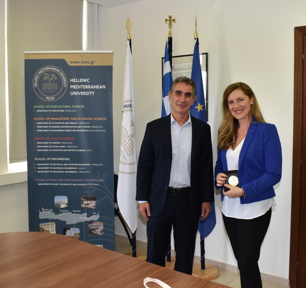 Πρεσβεία ΗΠΑ: επίσκεψη της μορφωτικής ακολούθου της πρεσβείας των ΗΠΑ στο Ελληνικό Μεσογειακό Πανεπιστήμιο