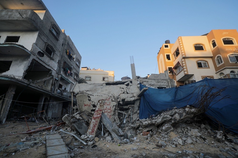 Συνεχίζονται οι μάχες στη νότια Γάζα μετά τα φονικά πυρά σε εγκατάσταση του ΟΗΕ