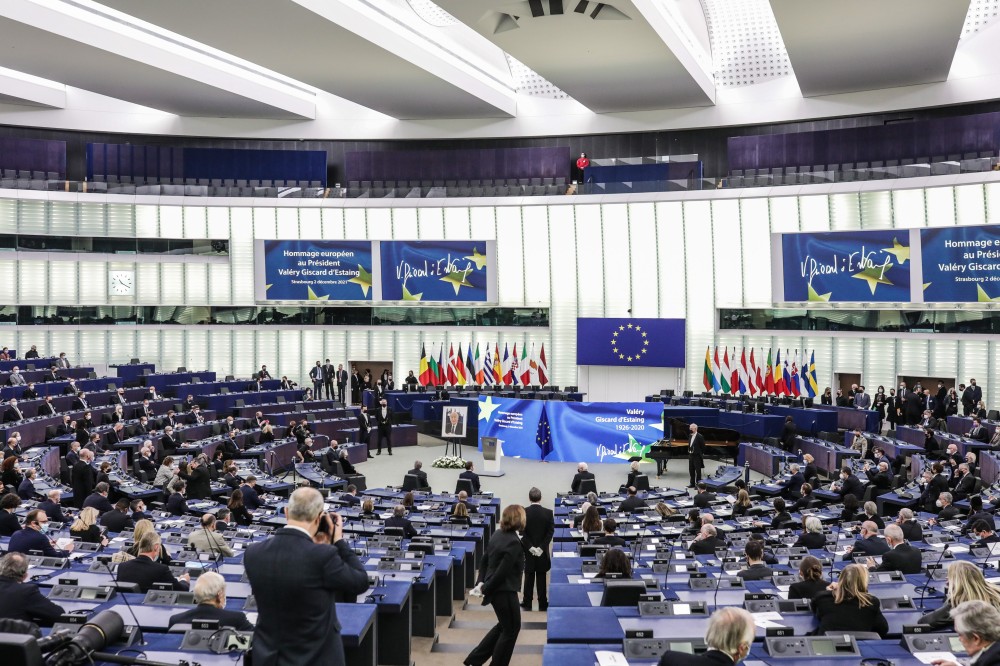 Στράτος Γεραγώτης στο «Μανιφέστο»: οι ευρωεκλογές και το ευρωπαϊκό διακύβευμα