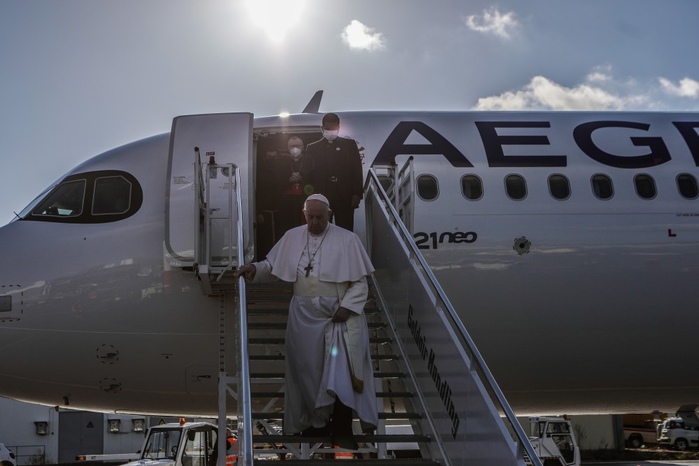 Πάπας για ομόφυλα ζευγάρια: Ευλογούνται οι άνθρωποι, όχι η σχέση