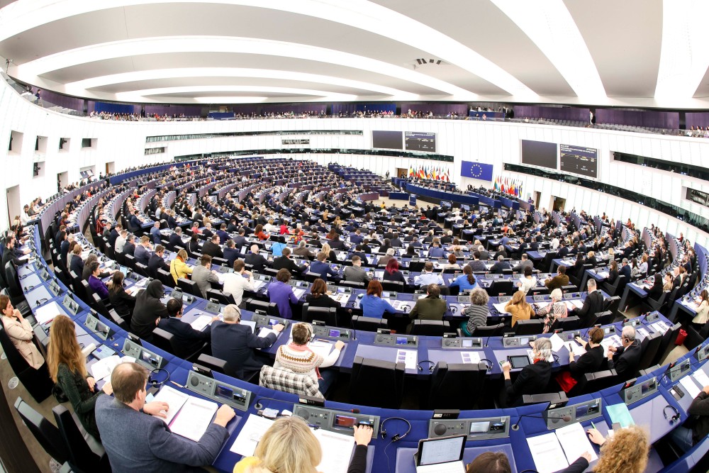 Ευρωεκλογές: οι Βρυξέλλες αναζητούν απάντηση στις απόπειρες ανάμιξης της Ρωσίας
