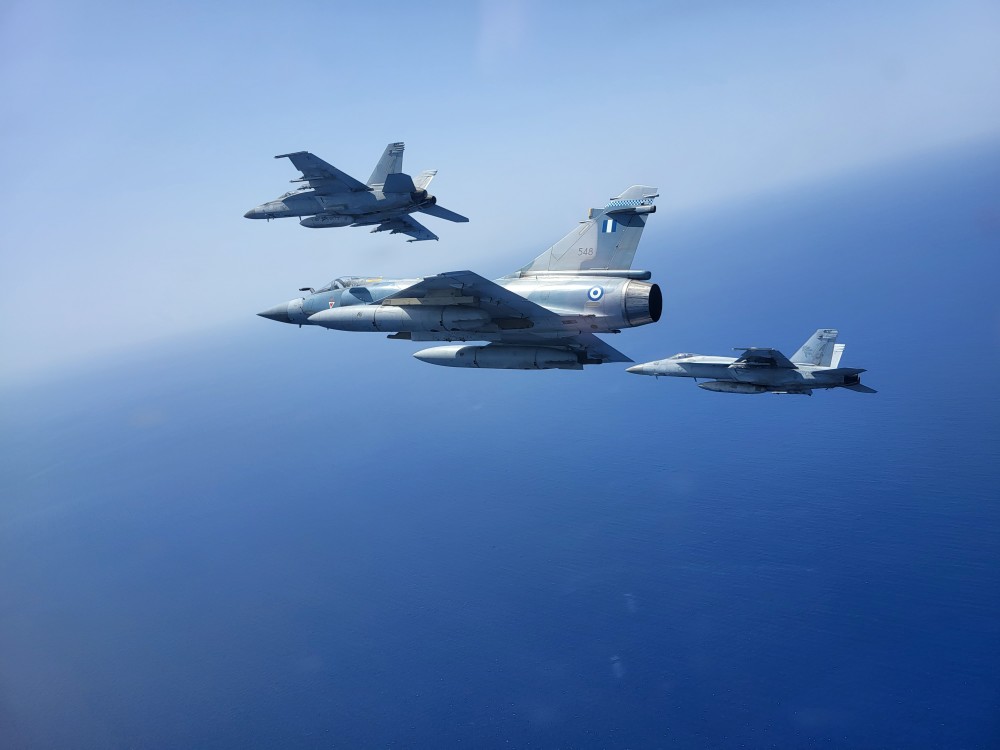 Μίζερη στάση της Νέας Αριστεράς - Αντιδρά στην προμήθεια των F-35