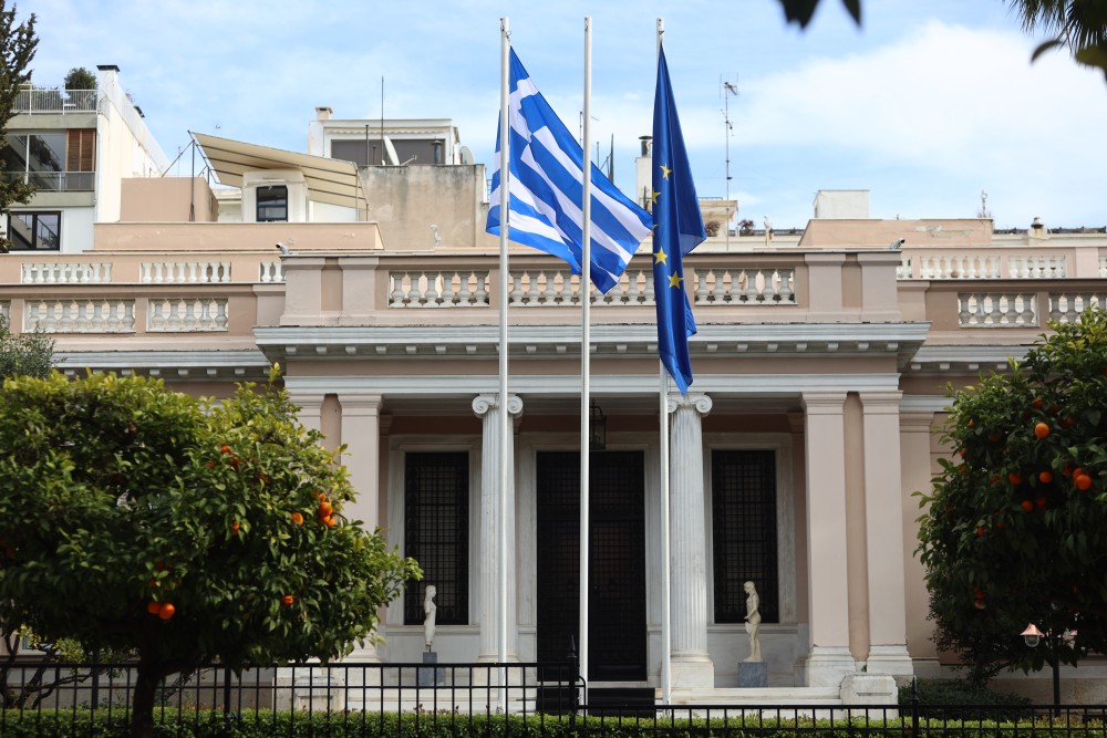 Κυβερνητικές πηγές για ΣΥΡΙΖΑ: Θράσος αυτών που κάνουν καμπάνια στις πλάτες πονεμένων ανθρώπων