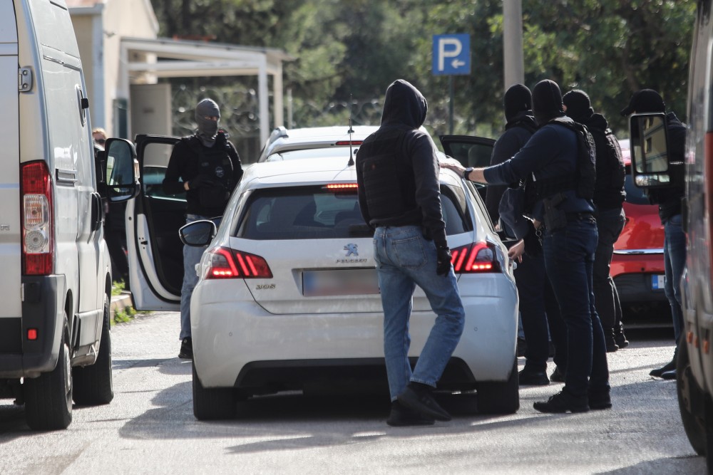 Greek Mafia: ελέγχονται δεκάδες άτομα για δολοφονίες και λαθρεμπόριο