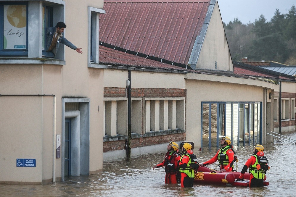 «Έκτακτα μέτρα» από τη γαλλική κυβέρνηση για τις πλημμύρες στη Βόρεια Γαλλία