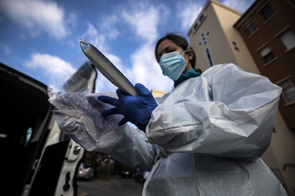 Ιταλία: «Σε κατάσταση πολιορκίας» τα νοσοκομεία λόγω γρίπης και κορωνοϊού