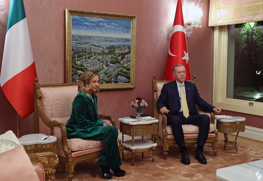 Τζόρτζια Μελόνι στην Κωνσταντινούπολη: συμφωνία Ερντογάν για εμπόριο, μεταναστευτικό και άμυνα