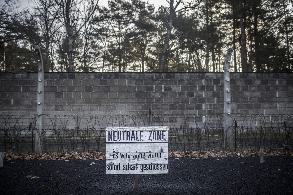 Γερμανία: ημέρα Μνήμης του Ολοκαυτώματος - Μαζικές διαδηλώσεις κατά της ακροδεξιάς