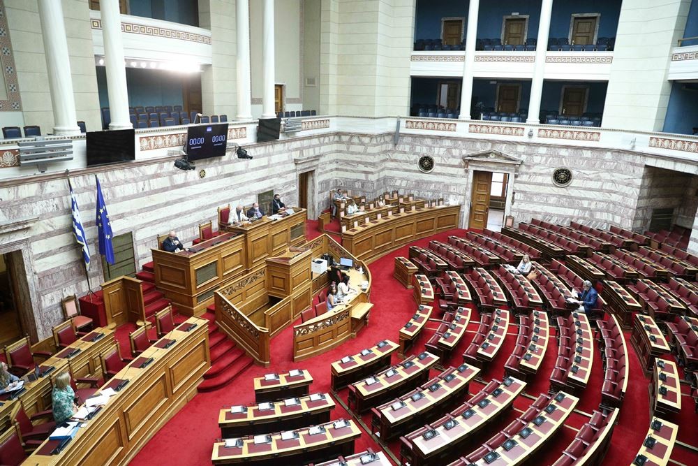 Βουλή: ψηφίστηκε το νομοσχέδιο για την εισαγωγή του «Ελ. Βενιζέλος» στο Χρηματιστήριο