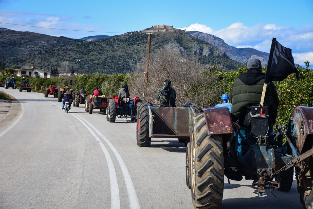 Αγρότες: ξενικά η κάθοδος με τα τρακτέρ στην Αθήνα - Σύσκεψη στην ΕΛΑΣ