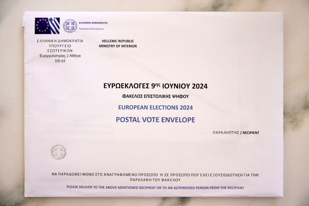 Επιστολική ψήφος: πάνω από 14.500 οι εγγραφές - Το 72,4% είναι εντός Ελλάδας