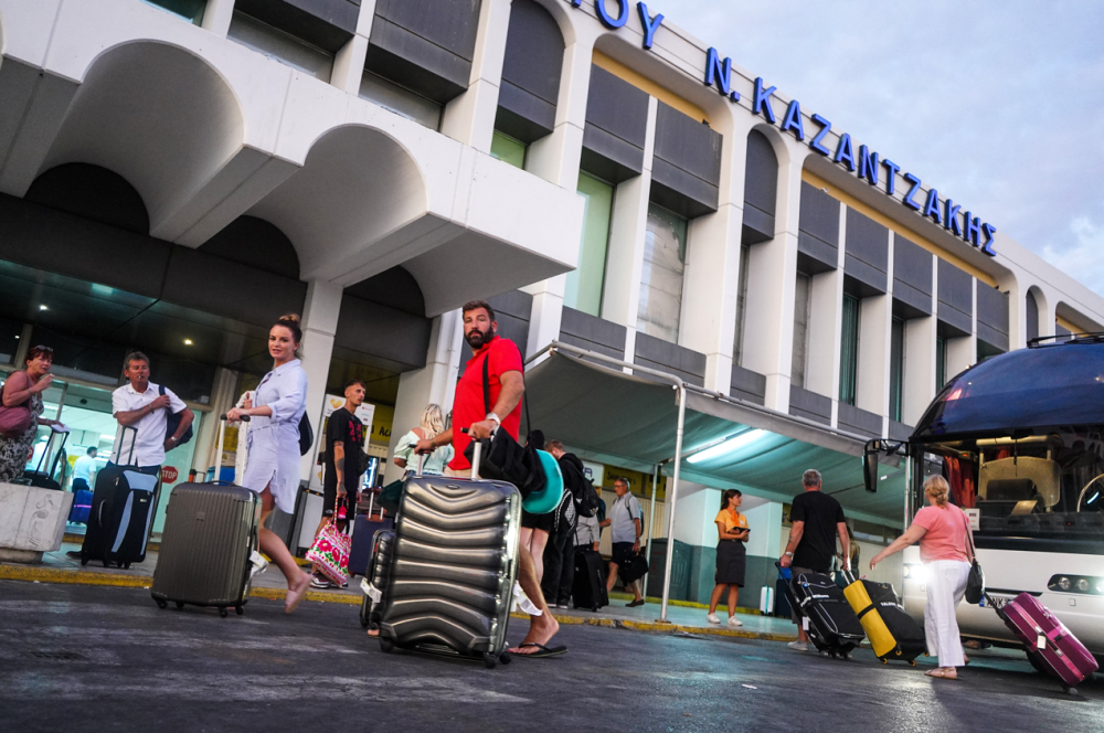 Ηράκλειο: Κλειστό το αεροδρόμιο από τη Δευτέρα έως και το μεσημέρι του Σαββάτου