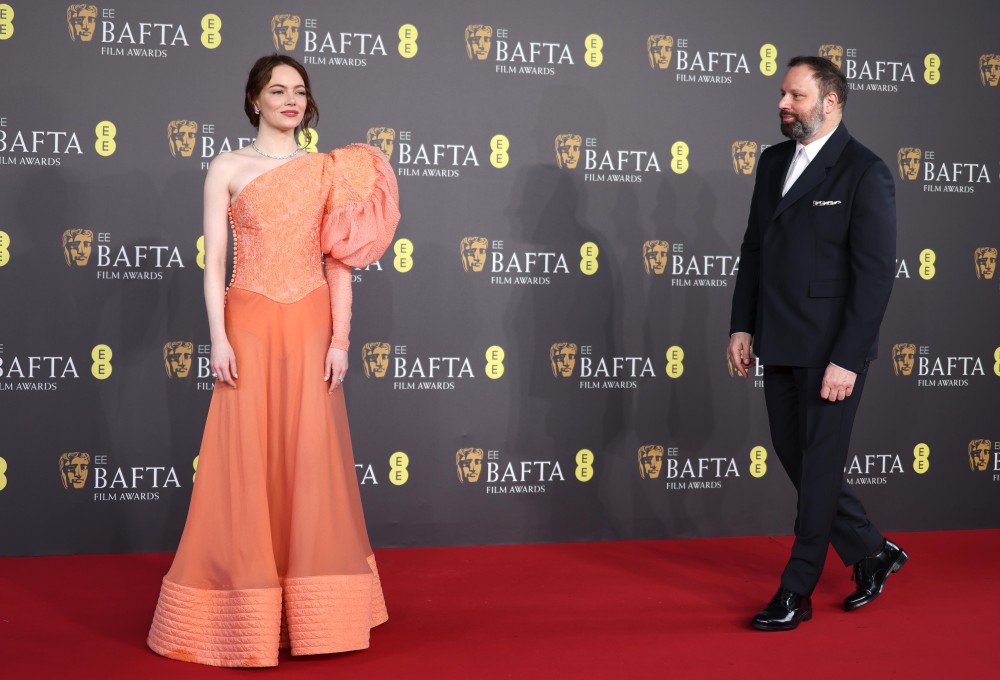 Βραβεία BAFTA: η Έμα Στόουν κέρδισε το βραβείο τη καλύτερης ηθοποιού στην ταινία του Γιώργου Λάνθιμου