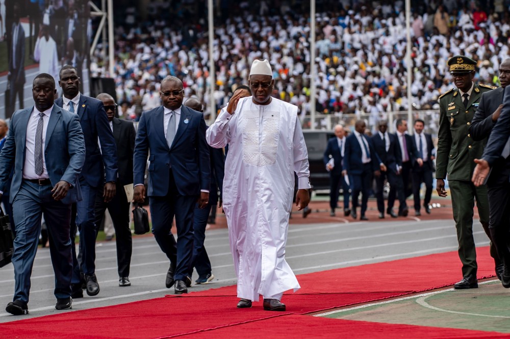 Σενεγάλη: ο πρόεδρος Μακί Σαλ ανακοίνωσε την αναβολή των προεδρικών εκλογών