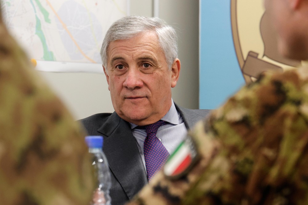 Αντόνιο Ταγιάνι: «Το ΝΑΤΟ δεν μίλησε ποτέ για άμεση στρατιωτική επέμβαση στην Ουκρανία»