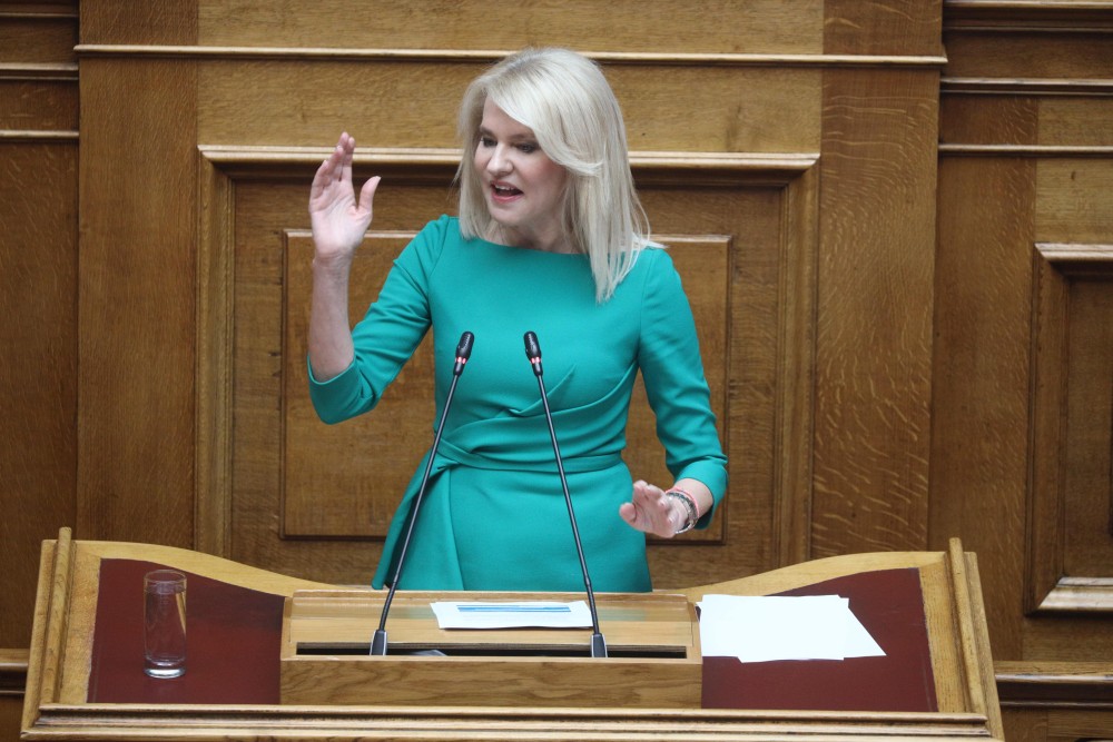 «Καβγάς» ΣΥΡΙΖΑ-ΠΑΣΟΚ για τη δεύτερη θέση στις ευρωεκλογές - Τι απαντά η Τζάκρη στον Ανδρουλάκη