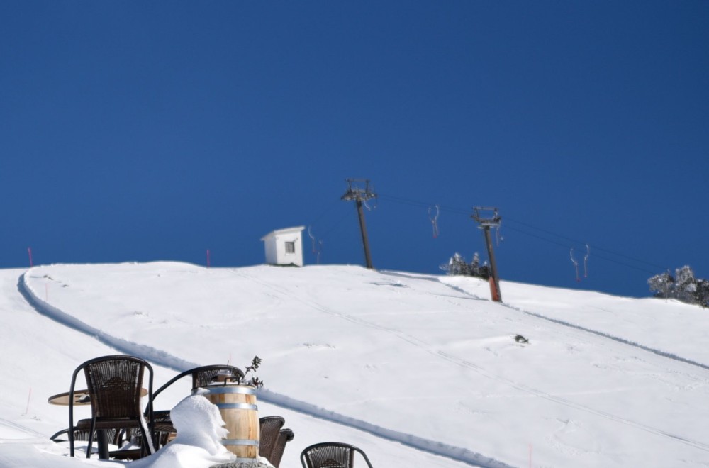 Αγνοείται Έλληνας σκιέρ που πλακώθηκε από χιονοστιβάδα στο Μπόροβετς της Βουλγαρίας