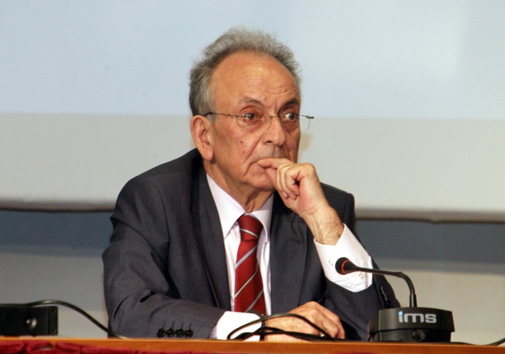 Δημήτρης Σιούφας: από τον Ελληνόπυργο Καρδίτσας, πρόεδρος της Βουλής